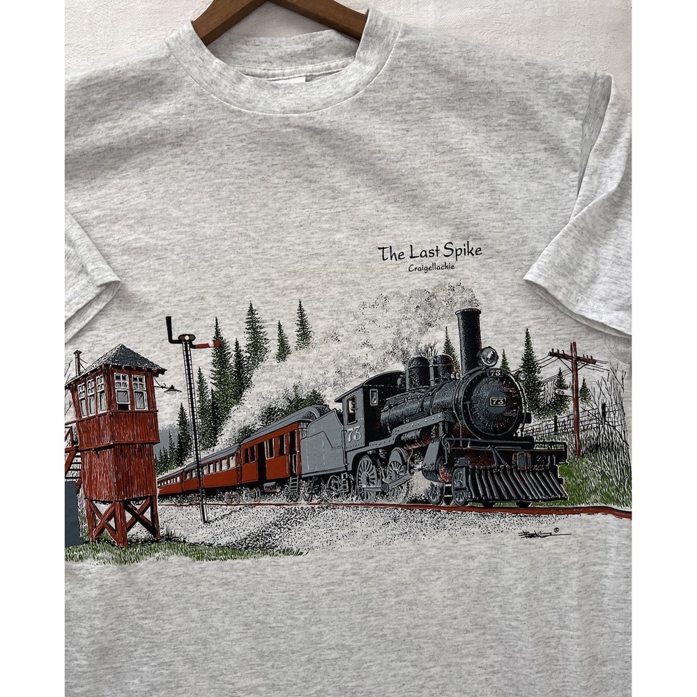 Vintage British Columbia The Last Spike T-shirt Craigellachie CPR Railway Road X